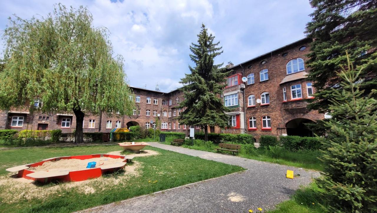 Апартаменты Apartament Zlote Zdzadlo Nikiszowiec Катовице Экстерьер фото